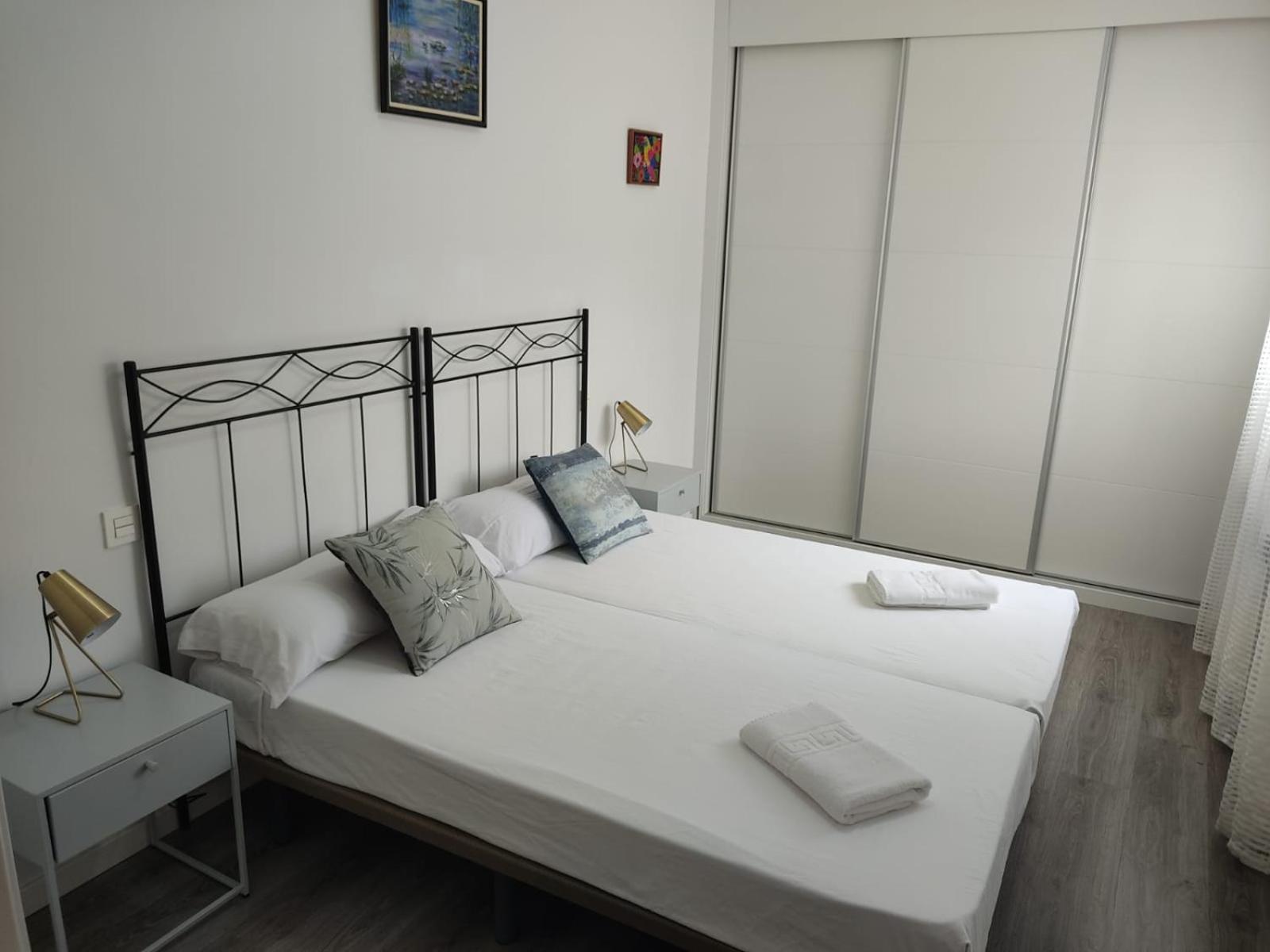 Centrico Piso De 2 Habitaciones Zaragoza Luaran gambar